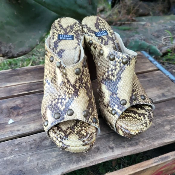 Patent Leather Snake Skin Pint Stuart Weizmann Slides - Picture 4 of 7